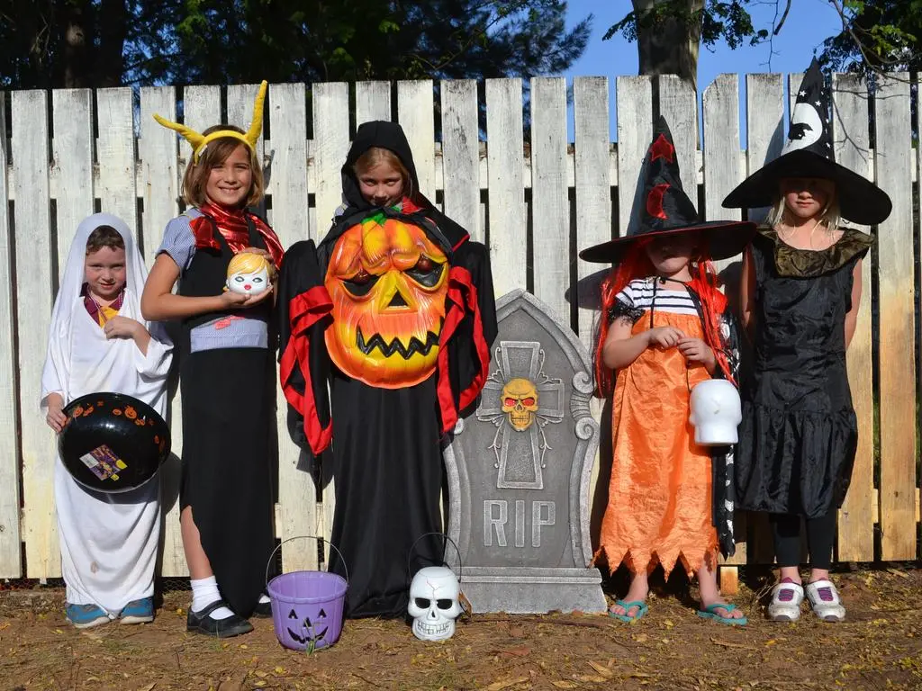 Monster Costumes Sales Shop -Monster Costumes Sales Shop 433445E